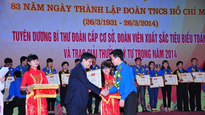 Ha Tinh fête l'anniversaire de l’Union de la jeunesse communiste Ho Chi Minh - ảnh 1