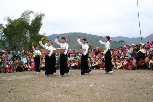 Diên Biên développe les hameaux culturels et touristiques - ảnh 2