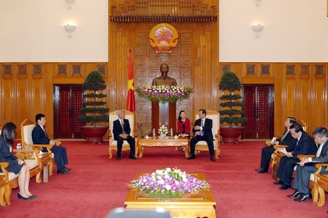 Le Premier ministre Nguyen Tan Dung reçoit plusieurs ambassadeurs - ảnh 2
