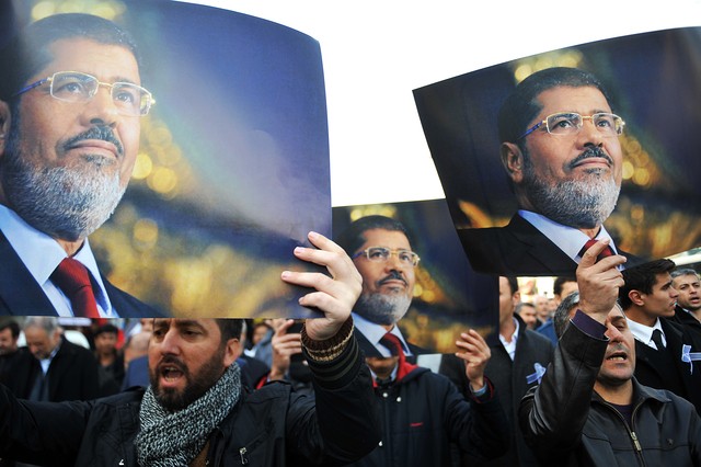 Egypte: Trois ans et demi de prison pour 30 pro-Morsi - ảnh 1