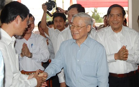 Le SG du PCV Nguyen Phu Trong en visite de travail à Hà Tinh - ảnh 1