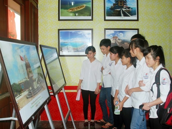 Exposition sur les mers et les îles vietnamiennes à Gia Lai - ảnh 1