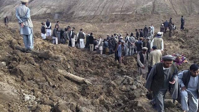 Afghanistan: Un glissement de terrain pourrait avoir fait 2.500 morts - ảnh 1