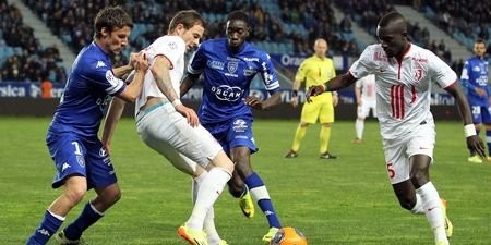 Ligue 1 : Lille accroché à Bastia, Monaco assuré de disputer la C1 - ảnh 1