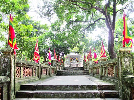 Le temple et le tombeau du roi Kinh Duong Vuong - ảnh 2