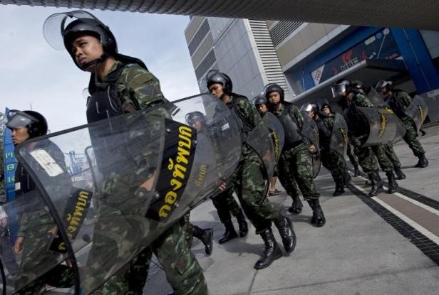 Thaïlande: soldats déployés à Bangkok pour décourager les manifestants - ảnh 1