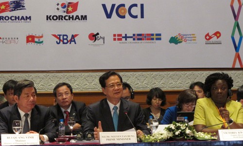 Ouverture du forum d’entreprises vietnamiennes de mi-mandat 2014 - ảnh 1