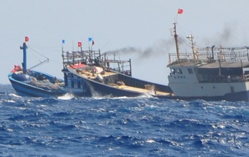 Les pêcheurs vietnamiens lourdement touchés par les tensions en mer Orientale - ảnh 1