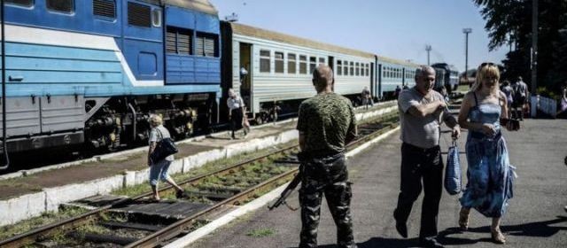 MH17 : le train transportant les corps est arrivé à Kharkiv  - ảnh 1