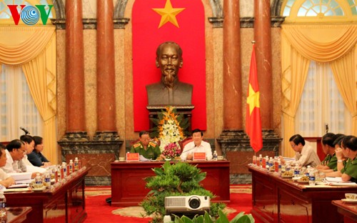 Le président Truong Tan Sang souligne l’indépendance des organes judiciaires - ảnh 1