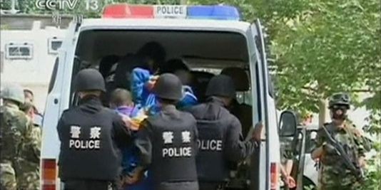 Chine : les affrontements au Xinjiang ont fait près de 100 morts - ảnh 1
