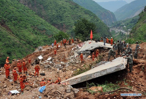 Chine : Le bilan du séisme au Yunnan s'alourdit à 615 morts - ảnh 1