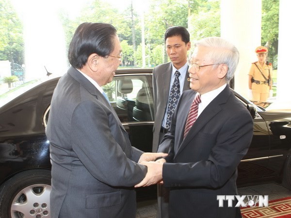 Cimenter l’amitié et la coopération intégrale Vietnam-Laos - ảnh 1