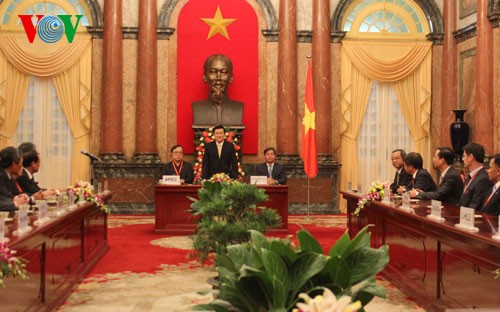Truong Tân Sang reçoit les délégués à la 6ème conférence ministérielle de l’APEC - ảnh 1