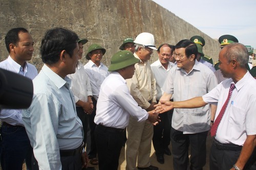 Le président Truong Tân Sang en visite à Quang Tri - ảnh 1