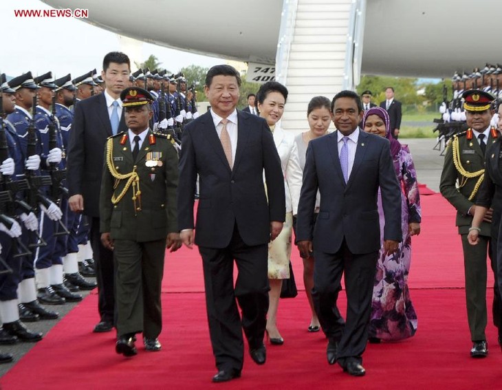 Le président chinois entame une visite d'Etat aux Maldives - ảnh 1