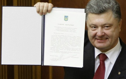 Signes positifs envers la nouvelle loi adoptée en Ukraine - ảnh 1