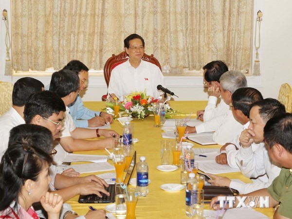 Le Premier Ministre travaille avec les autorités de Haiphong - ảnh 1