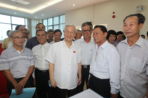 Le secrétaire général du PCV rencontre l’électorat de Hanoï - ảnh 1