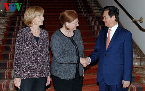 Activités du Premier ministre Nguyen Tan Dung en Belgique - ảnh 3
