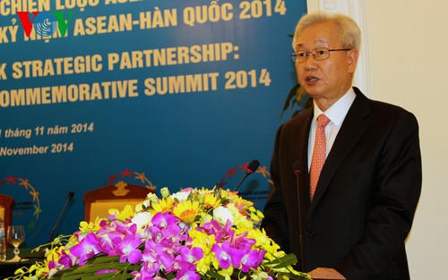 Colloque sur le partenariat stratégique ASEAN-République de Corée - ảnh 1