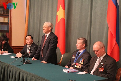 Activités du secrétaire général du Parti communiste vietnamien en Russie - ảnh 1