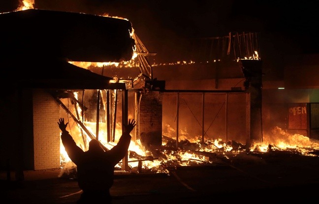 Etats-Unis : Ferguson craint d'autres violences  - ảnh 1