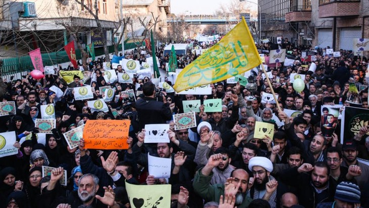 Charlie Hebdo: manifestation contre la caricature de Mahomet en Iran - ảnh 1