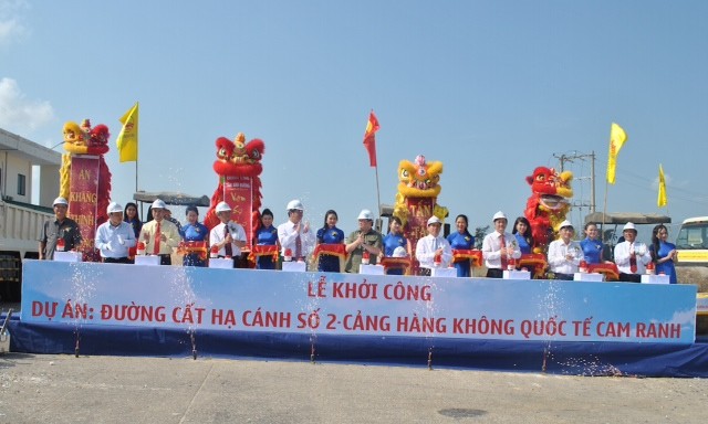Hoang Trung Hai à la mise en chantier d’une nouvelle piste de l’aéroport de Cam Ranh - ảnh 1