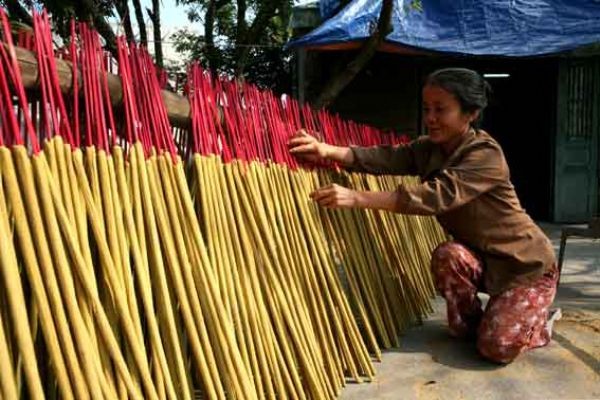 L’encens, le parfum de la culture vietnamienne - ảnh 4