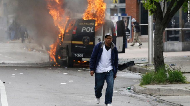 Etats-Unis : situation encore tendue à Baltimore, malgré le couvre-feu - ảnh 1