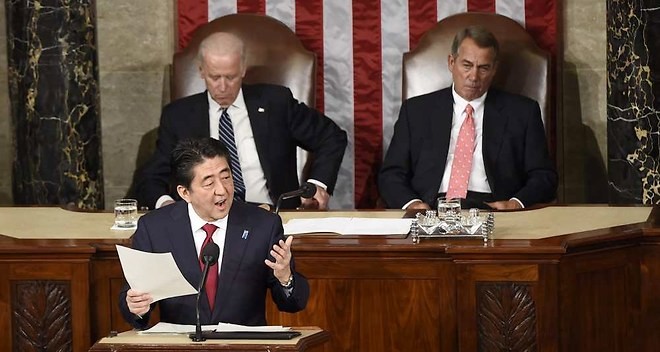 Shinzo Abe ovationné par le Congrès américain - ảnh 1