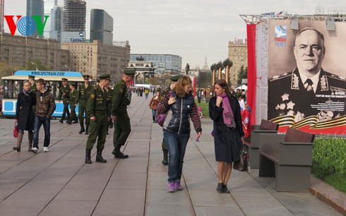 Le 70ème anniversaire de la victoire contre le fascisme célébré en faste en Russie - ảnh 1