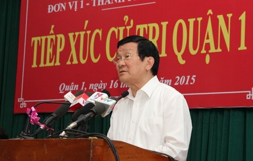 Truong Tan Sang rencontre des électeurs de Ho Chi Minh ville - ảnh 1