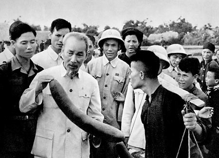 Le président Ho Chi Minh –symbole de la détermination des Vietnamiens - ảnh 1
