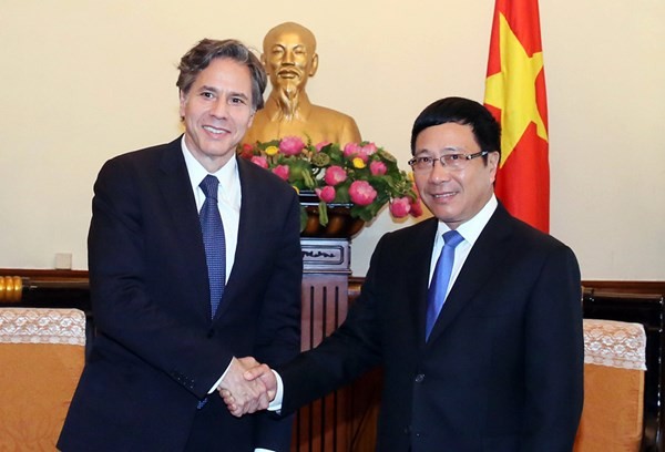 Le secrétaire d’état adjoint américain Antony Blinken en visite au Vietnam  - ảnh 1