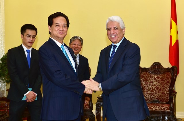 Nguyen Tan Dung reçoit le secrétaire général adjoint de l’ONU  - ảnh 2