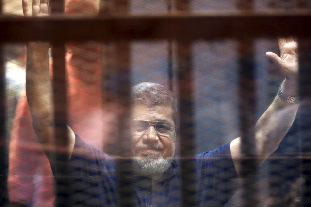 Egypte: peine de mort confirmée pour l'ex-président Morsi - ảnh 1