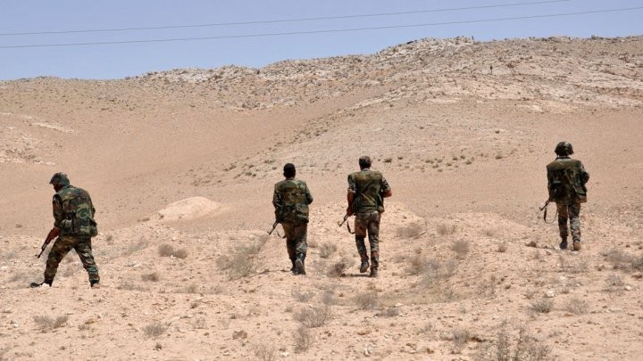L'armée syrienne avance à l’ouest de Palmyre - ảnh 1