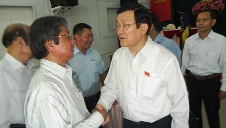 Le président Truong Tân Sang rencontre l’électorat de Ho Chi Minh-ville - ảnh 1