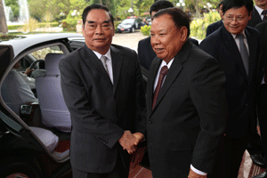Donner un nouvel élan au partenariat Vietnam-Laos - ảnh 1