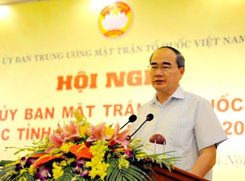 4ème conférence du présidium du CC du Front de la patrie du Vietnam - ảnh 1