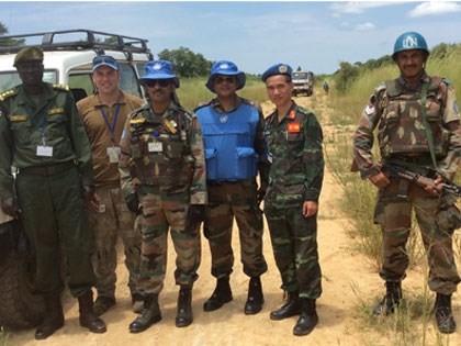 Départ imminent de 2 officiers vietnamiens en mission de maintien de la paix  - ảnh 1