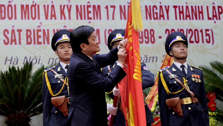 Le président Truong Tan Sang décore le commandement de la Police maritime - ảnh 1