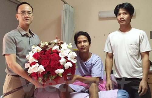 Le Vietnamien blessé lors de l’attentat à Bangkok est rapatrié - ảnh 1