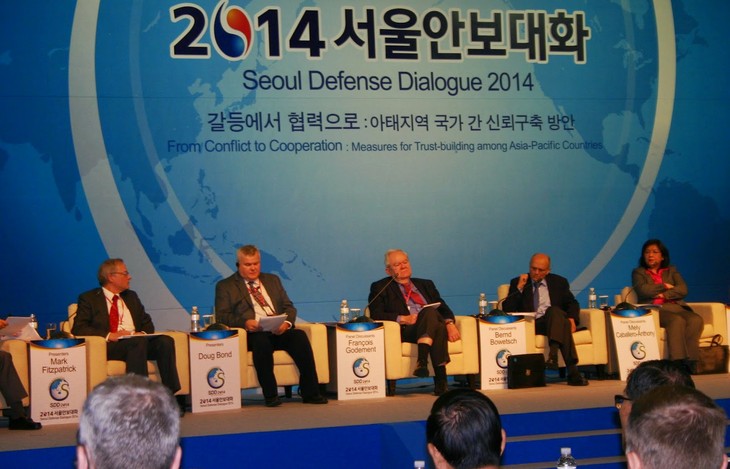 Le « Seoul Defense Dialogue 2015 » porte sur la sécurité régionale et mondiale - ảnh 1