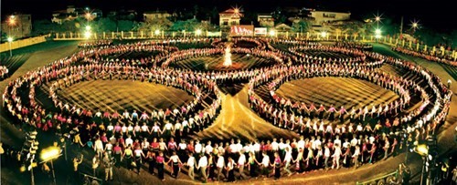 La danse Xoè Thái-Mường Lò-Nghĩa Lộ promue patrimoine national - ảnh 2