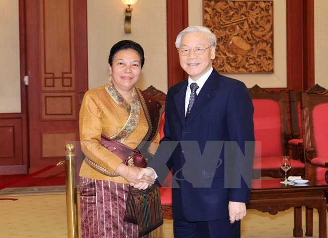 Nguyen Phu Trong reçoit une délégation du Laos - ảnh 1