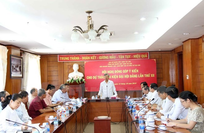 Collecte d’avis sur les documents du 12è Congrès au Laos - ảnh 1