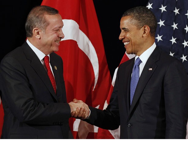 Les Etats-Unis et la Turquie s’engagent à renforcer la lutte contre l’Etat islamique - ảnh 1